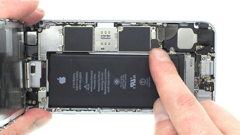  Connecting the battery