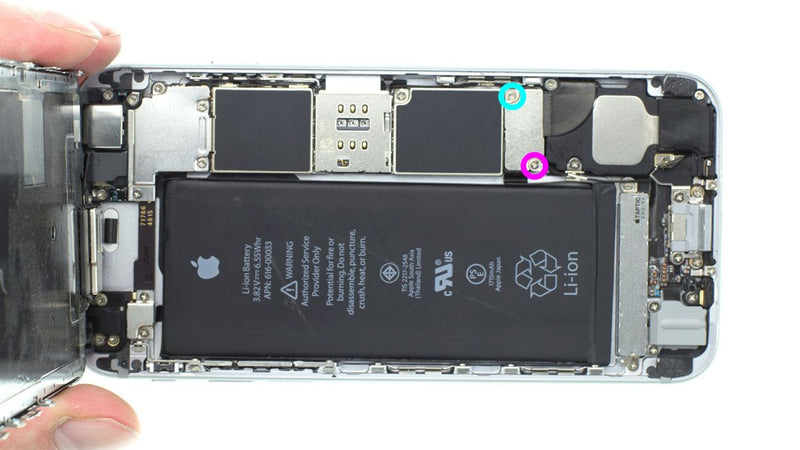  Disconnecting the battery contact